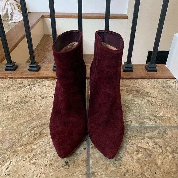 Joie Suede Lina Booties - Picture 2 of 7